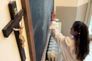 crocifisso_scuola_lezione