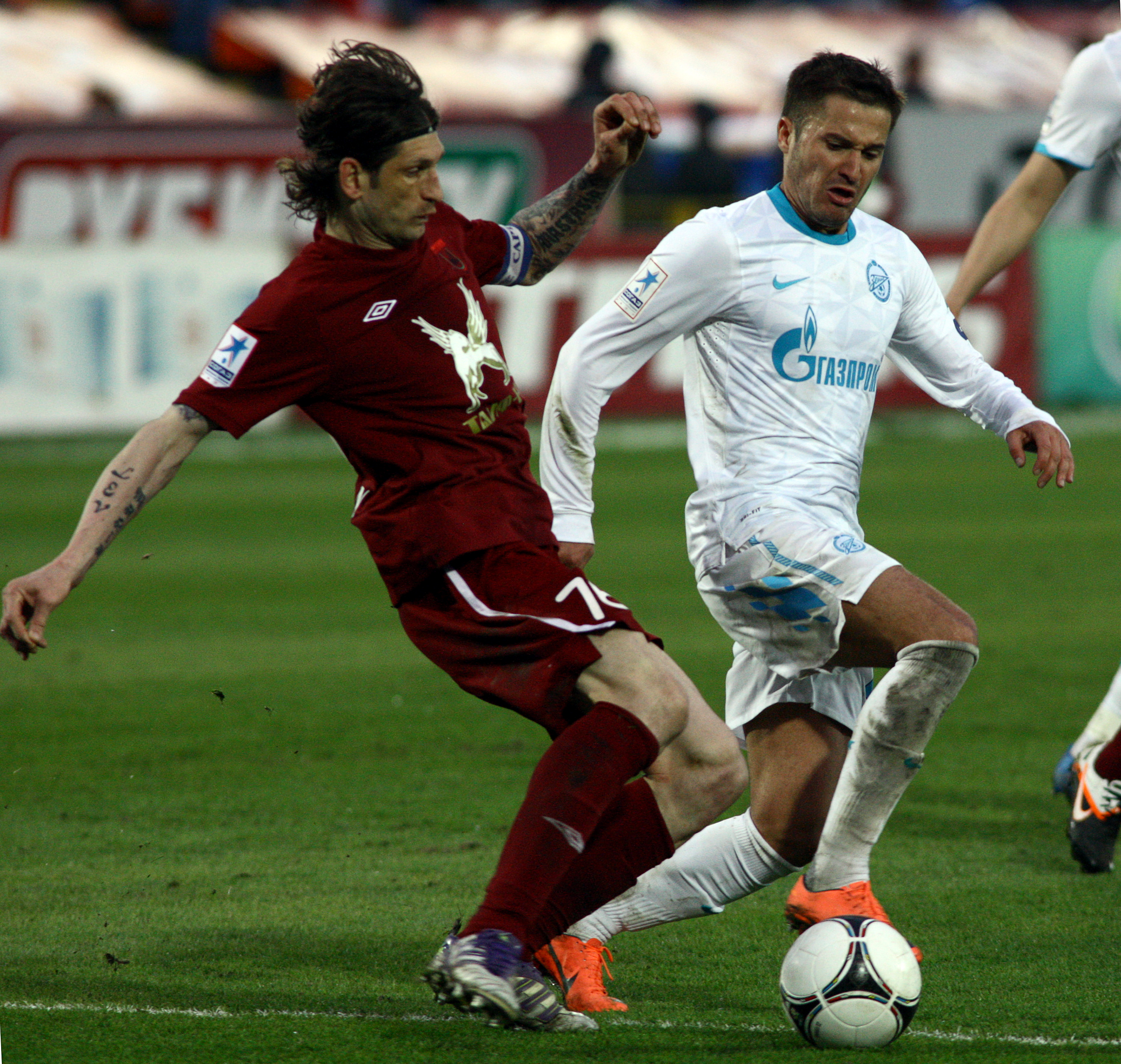 Azione di gioco tra Rubin Kazan e Zenit