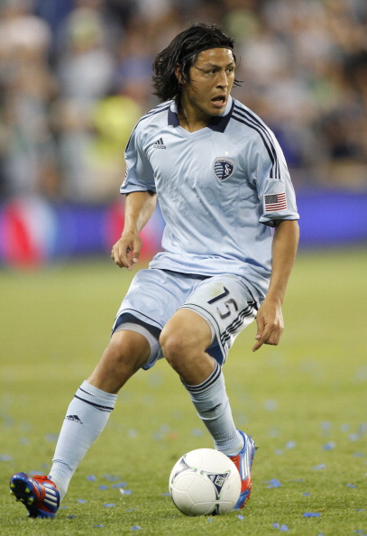 Roger Espinoza in azione